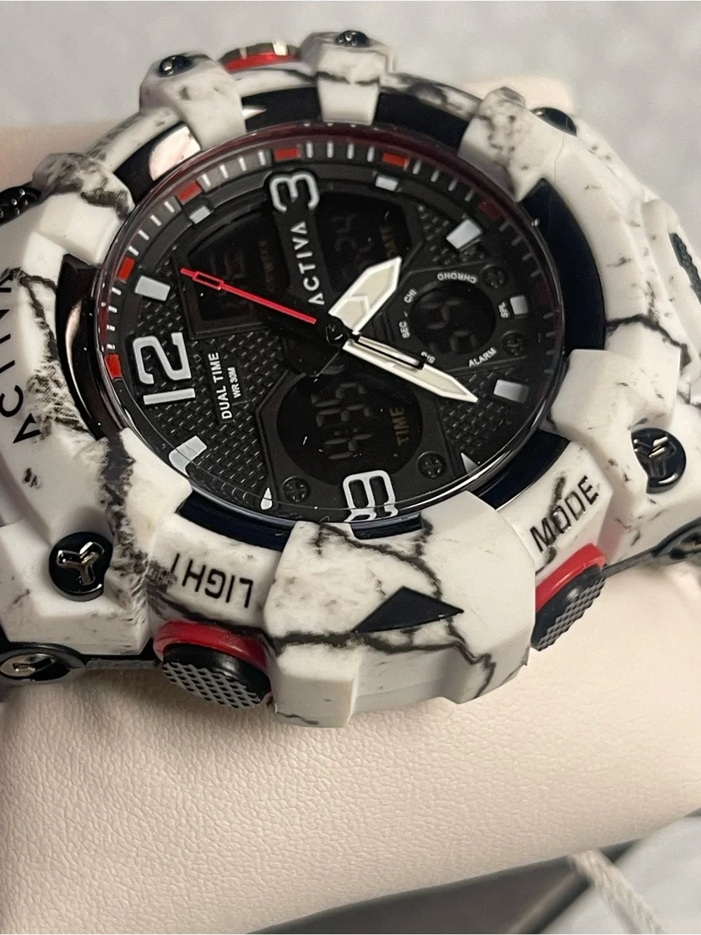 Activa X Invicta Analog Digital Men's Watch - 49mm. Camouflage. White & Black